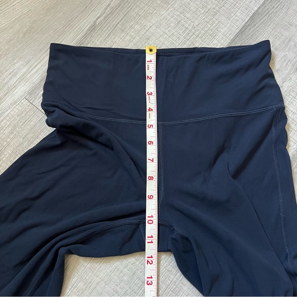 ATHLETA ELATION RISE FLARE PANT YOGA LEGGINGS Navy Blue Medium Pilates Gym - Picture 15 of 16